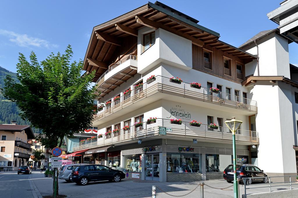 Hotel Garni Jennewein Mayrhofen Exterior photo