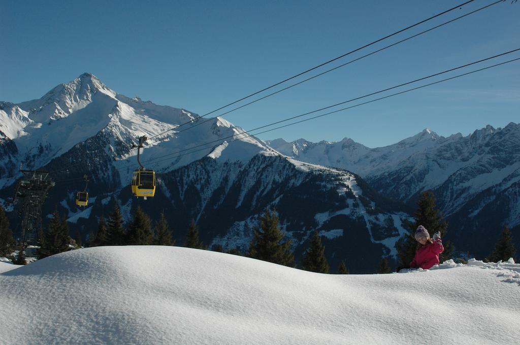 Hotel Garni Jennewein Mayrhofen Room photo